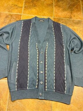 Vintage Men's Cardigan Sweater